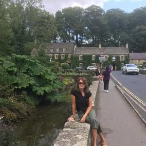 Meet your Posher, Linda